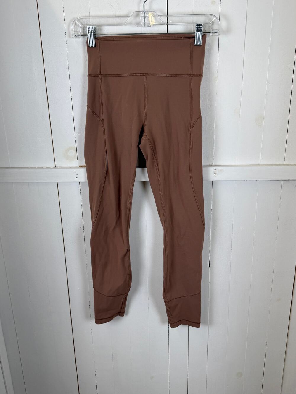 Lululemon Brown Capri Leggings Size 4 Nylon Excellent Condition